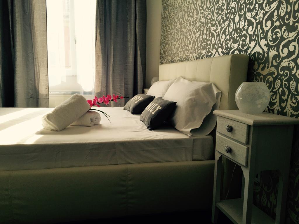 Elizabeth Apartment